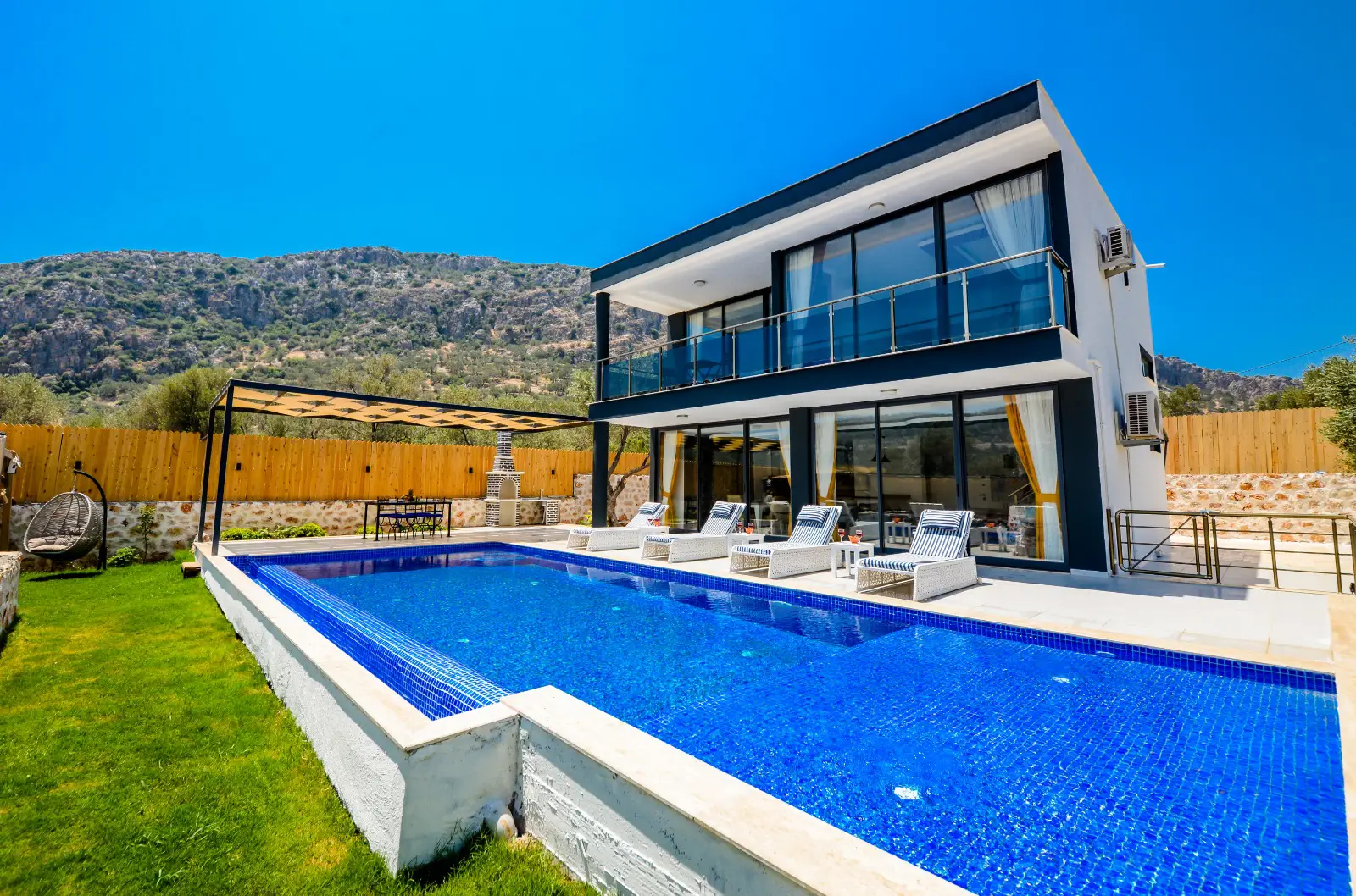 villa-black-rose-garanti-villam-1_648.jpeg