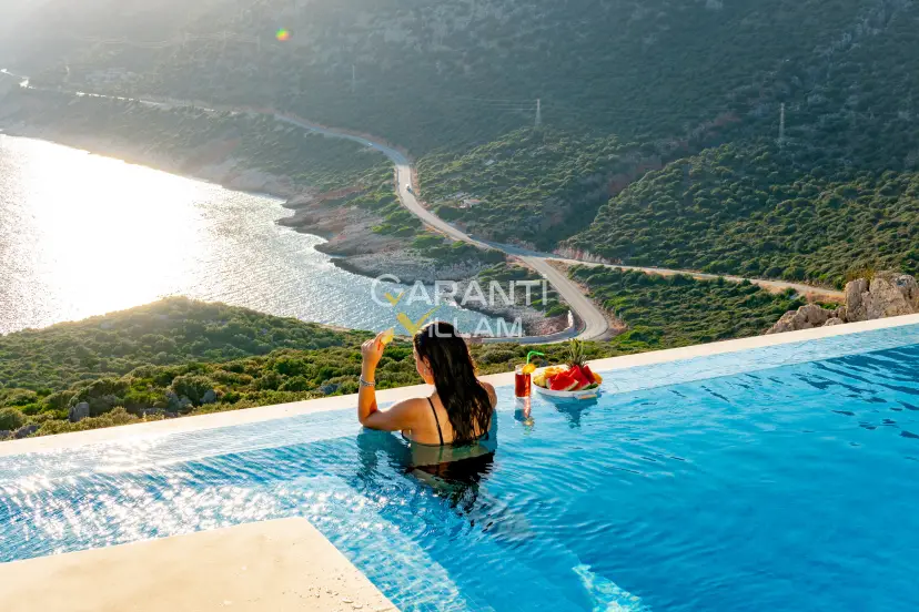 Kaş Kiralık Balayı Vilaları, Romantik Villa Kiralama | Garanti Villam