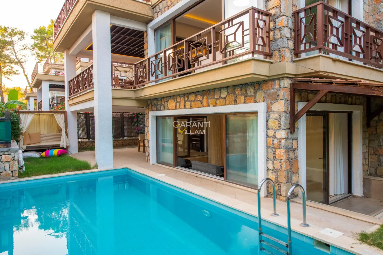 VILLA-12046, Fethiye Göcek 8 Kişilik Geniş Aileye Uygun Kiralık Villa | Garanti Villam